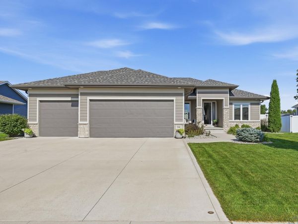 506 Jace Rd., Sergeant Bluff, IA 51054
