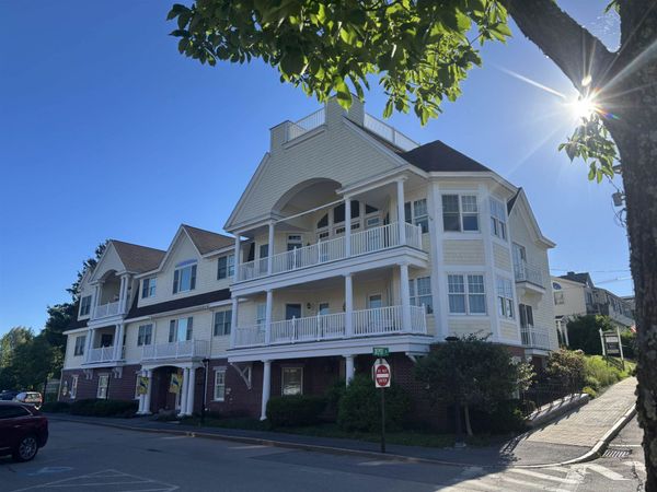 61-2 Central Avenue, Unit 2, Wolfeboro, NH 03894