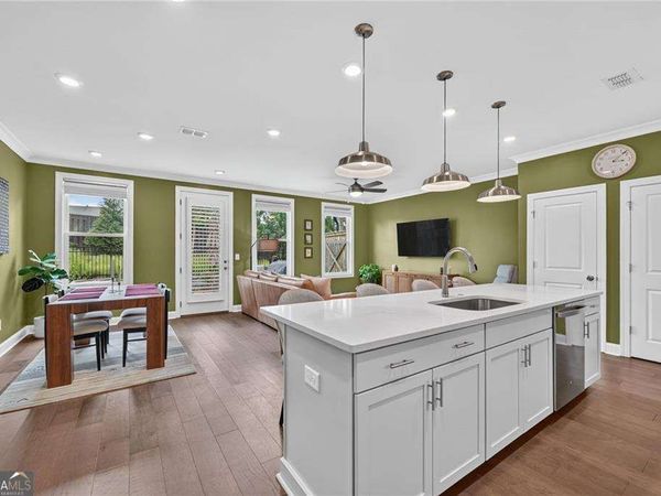 1409 Casteel Lake Lane, Buford, GA 30518