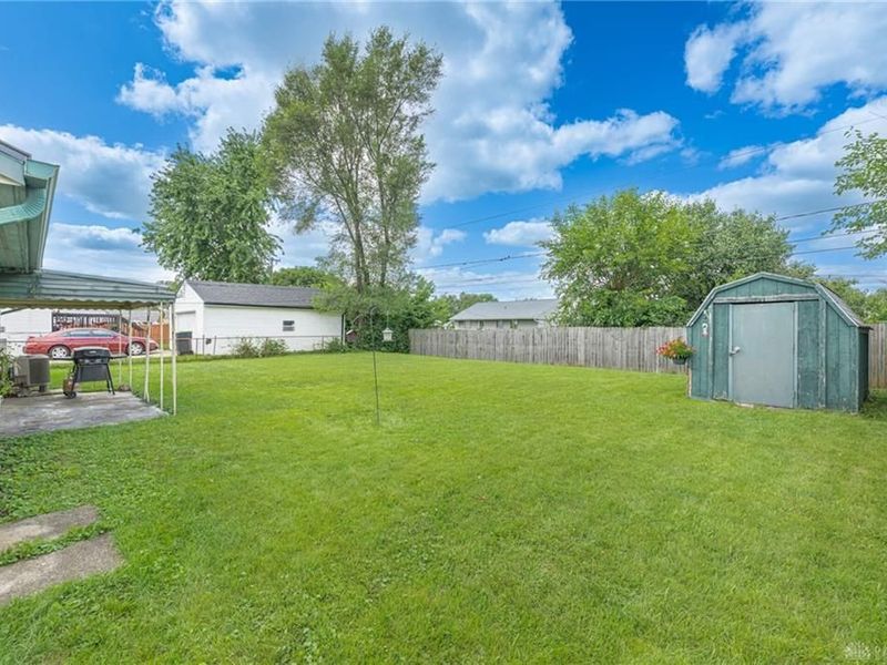 1138 Carman Avenue, Bethel Township, OH 45344 Photo 4