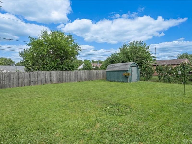 1138 Carman Avenue, Bethel Township, OH 45344 Photo 5