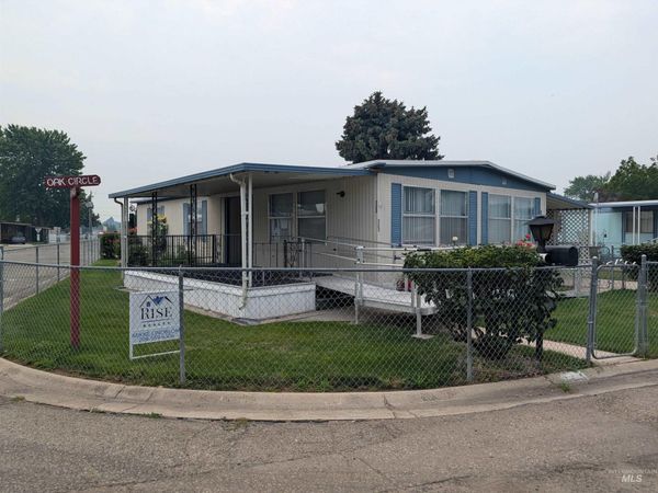 323 W Oak Circle, Boise, ID 83713