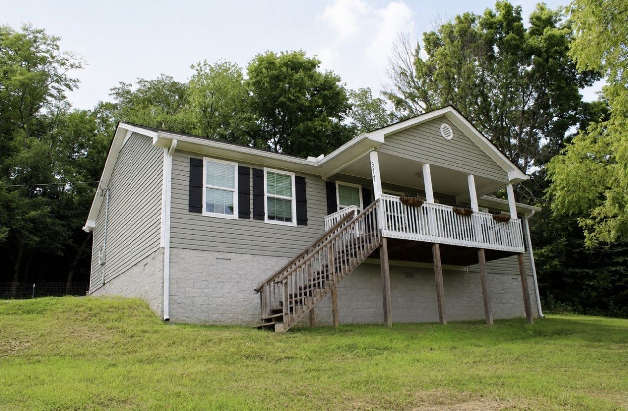 377 Rawls Creek Rd, Gordonsville, TN 38563 Main Photo