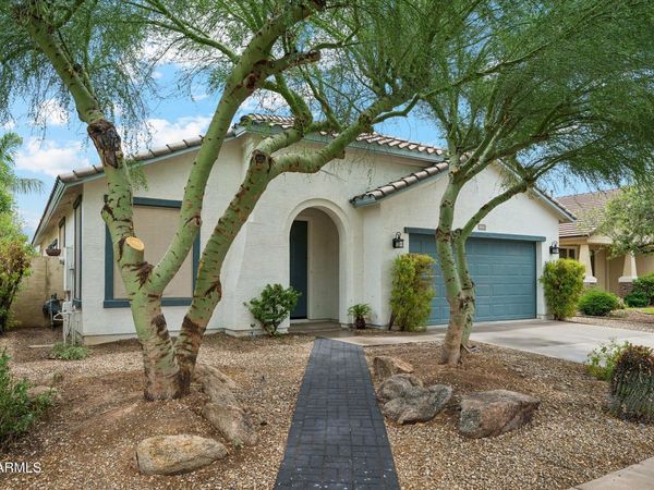 4533 E GLENEAGLE Drive, Chandler, AZ 85249