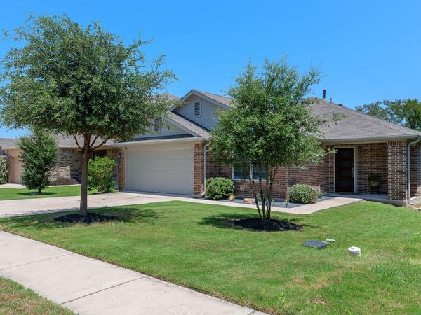 19304 Great Falls DR , Manor, TX 78653