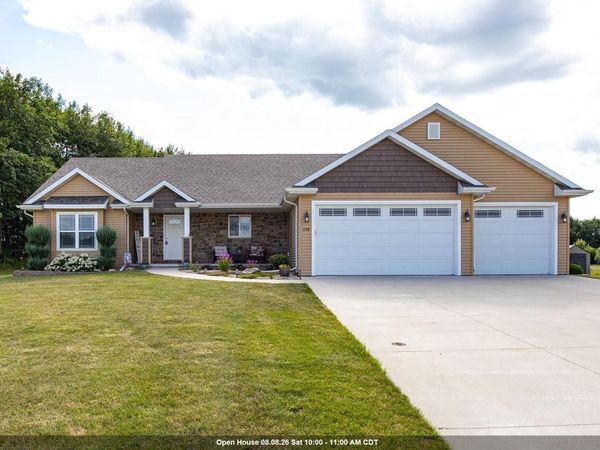1158 BLACK OAK COURT, Hortonville, WI 54944