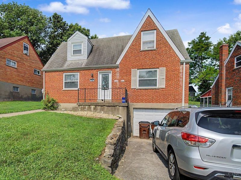 783 Gilcrest Lane, Delhi Twp, OH 45238 Photo 2