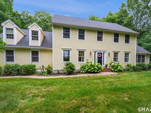 120 Strickland, Glastonbury, CT 06033