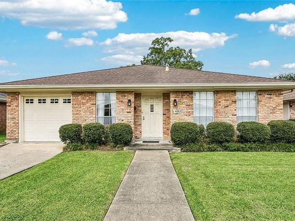 4912 ALEXANDER Drive , Metairie, LA 70003