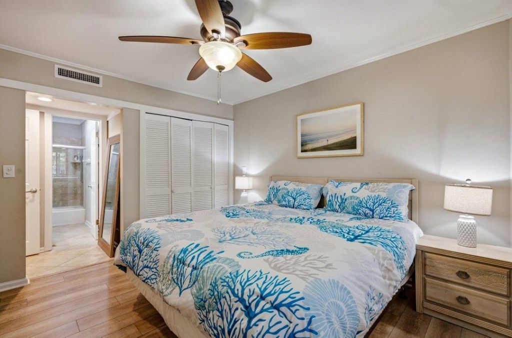 415 Ocean Creek Dr.  Photo 16