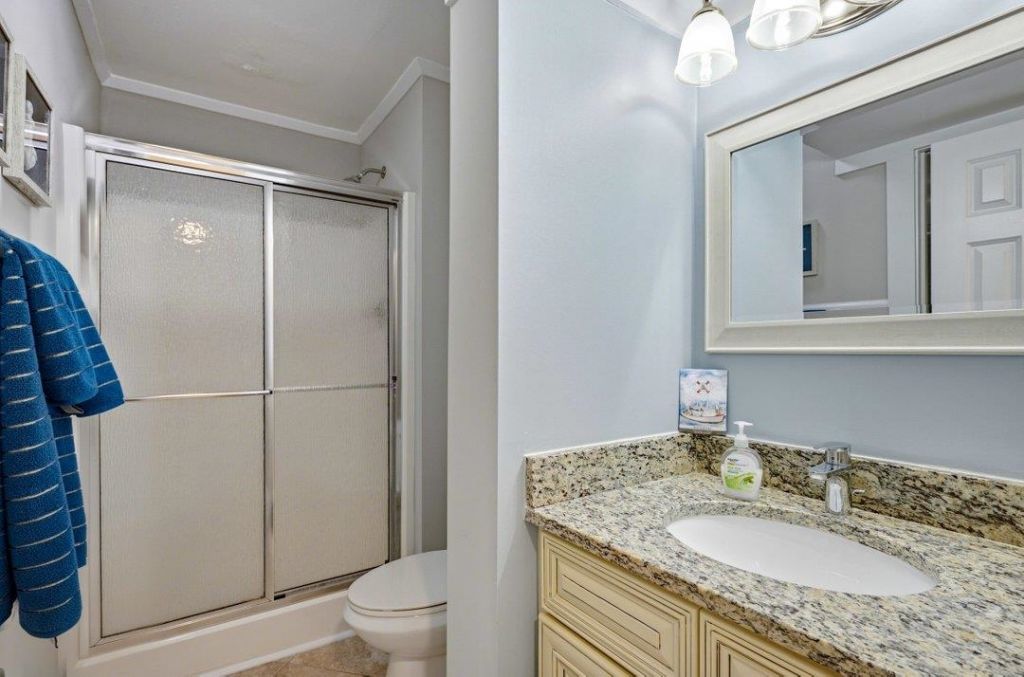 415 Ocean Creek Dr.  Photo 19