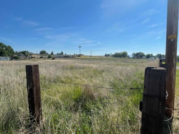 0 Summers Lane, Klamath Falls, OR 97603
