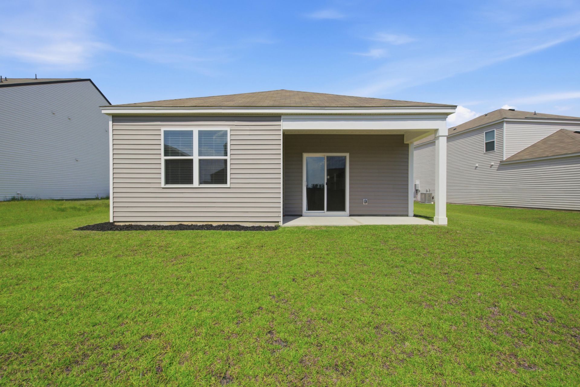 219 Watersglen Drive Photo 16