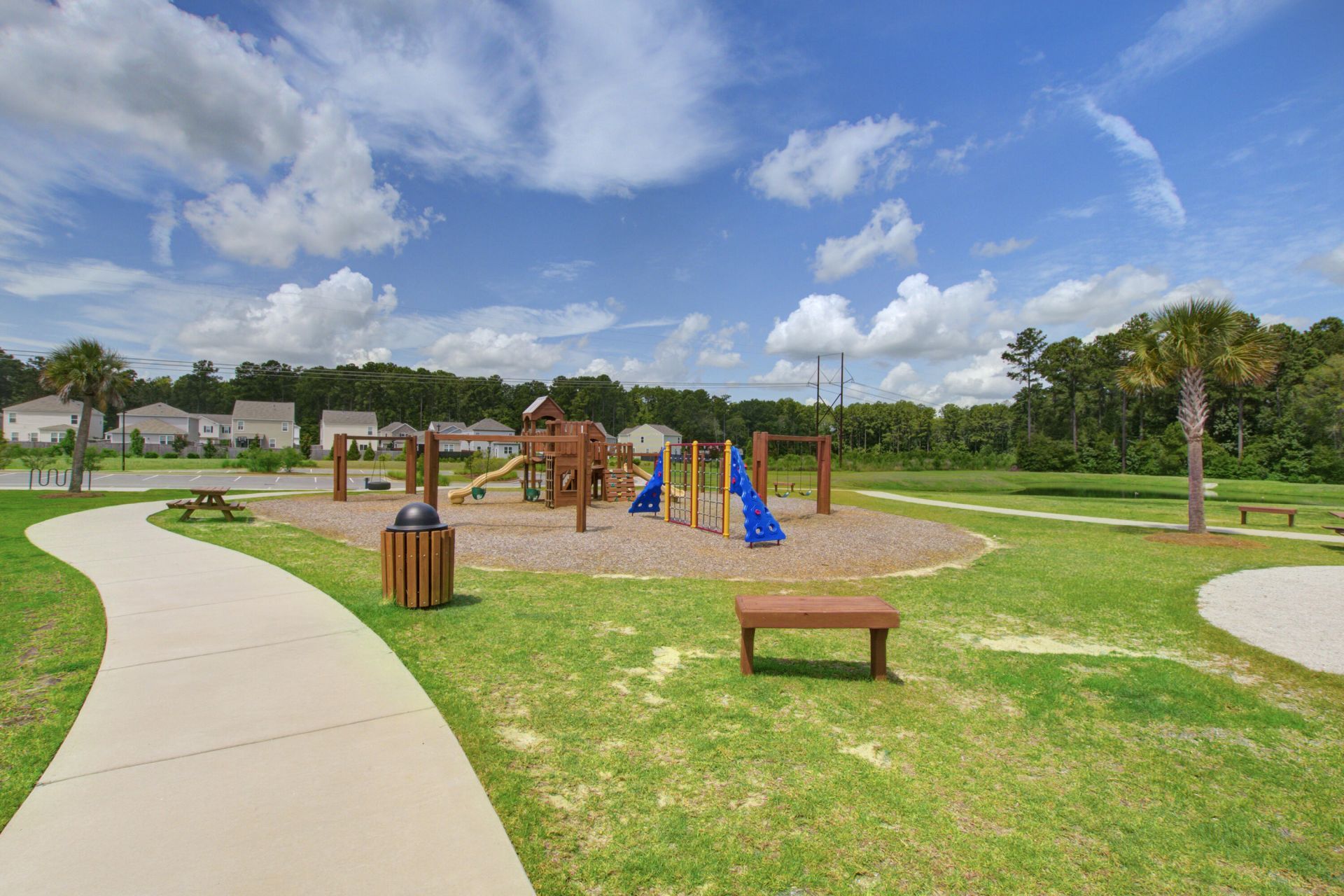 219 Watersglen Drive Photo 26