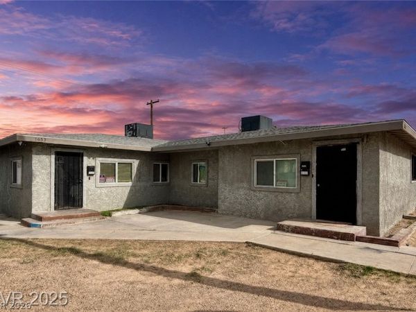 1651 Cadillac Lane , Las Vegas, NV 89106