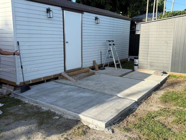 771 E 35th St , Hialeah, FL 33013