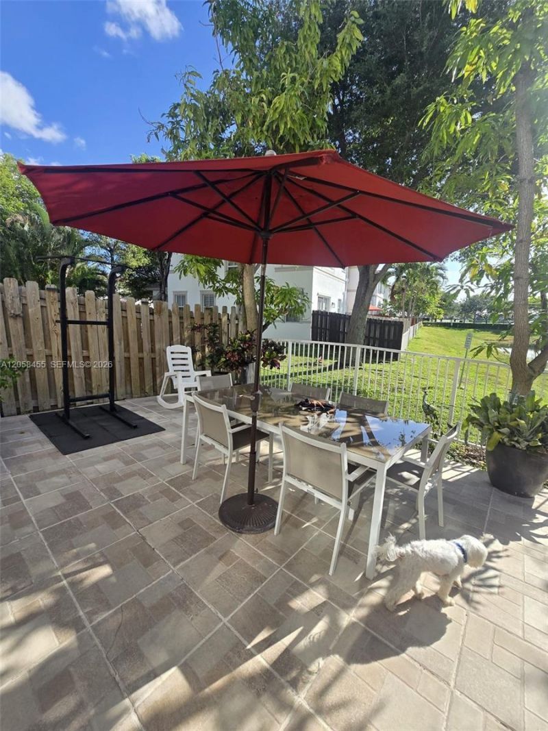 7950 NW 108th Pl, Doral, FL 33178 Photo