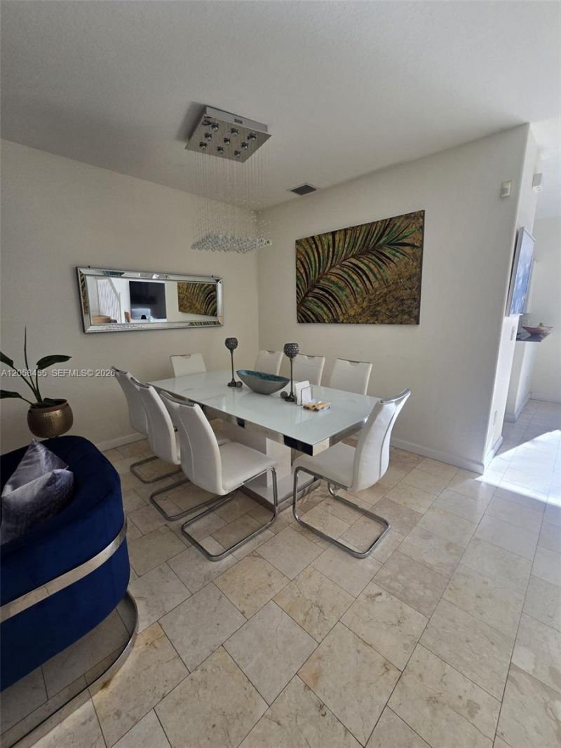 7950 NW 108th Pl, Doral, FL 33178 Photo