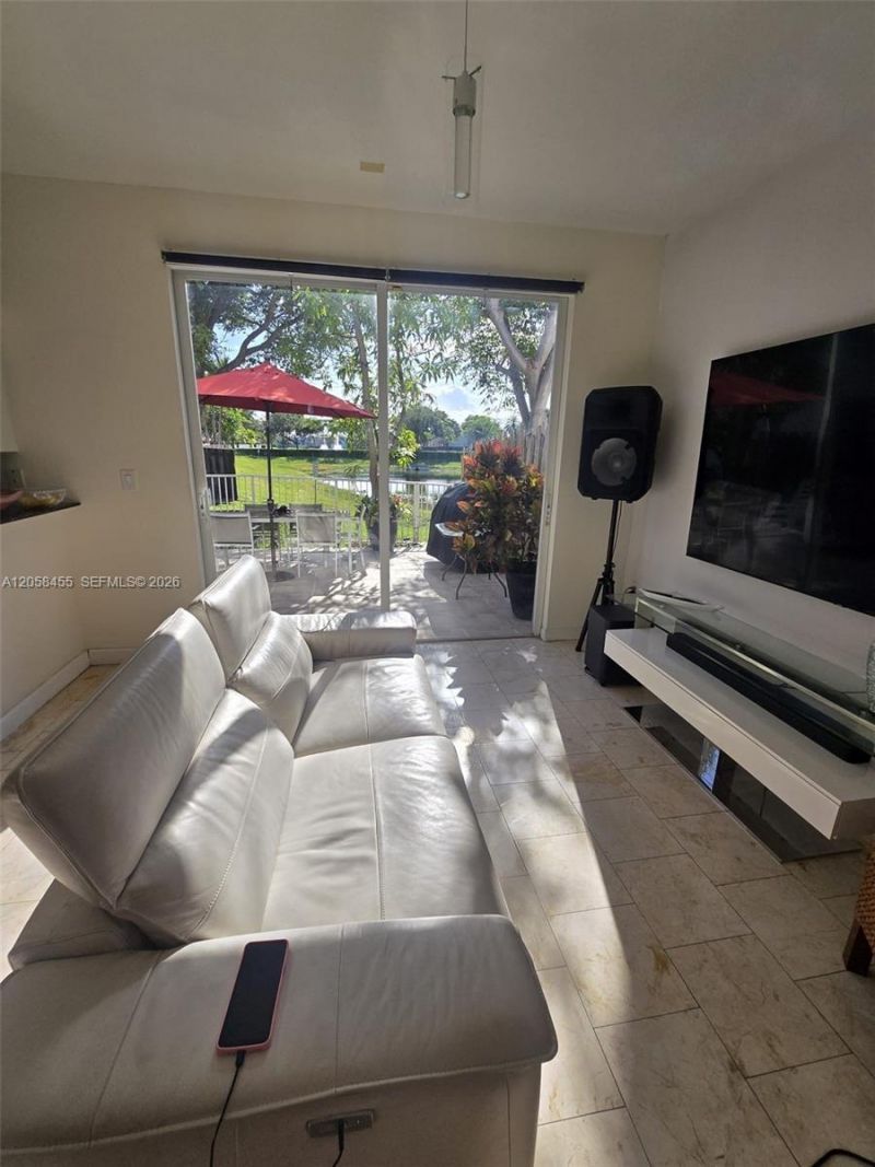 7950 NW 108th Pl, Doral, FL 33178 Photo