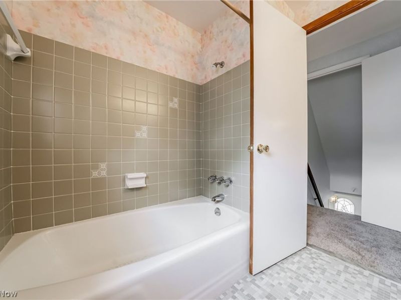 9474 Stoney Creek Lane, Parma Heights, OH 44130 Photo 30