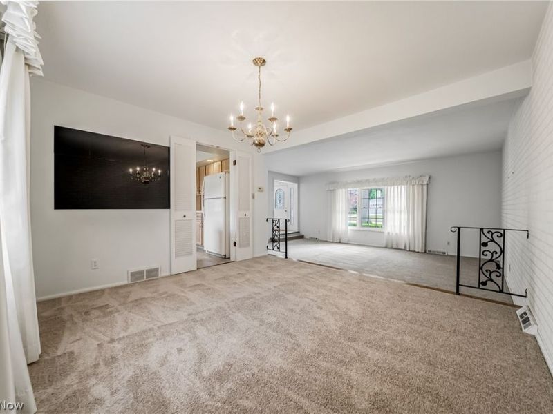 9474 Stoney Creek Lane, Parma Heights, OH 44130 Photo 8