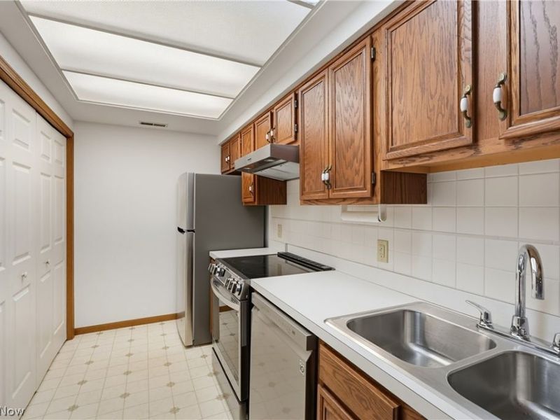 4286 Hunters Chase Lane, Wooster, OH 44691 Photo 15