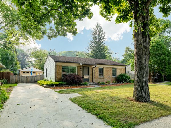 1036 N Maple Road, Ann Arbor, MI 48103