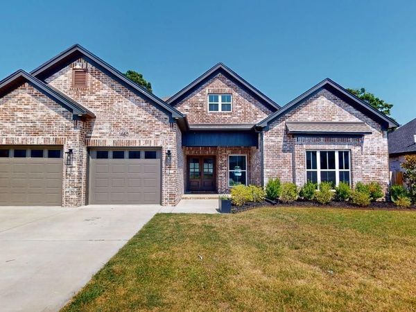 1460 Ronnie Weaver Drive, Conway, AR 72034