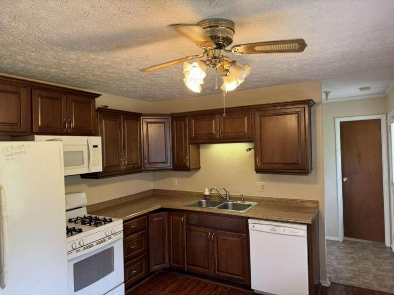 6673 Emerald Avenue, Enon, OH 45323 Photo 8