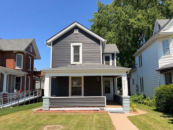 1021 IOWA AVE, Muscatine, IA 52761