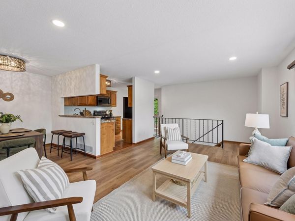 1756 Helena Road N, Oakdale, MN 55128