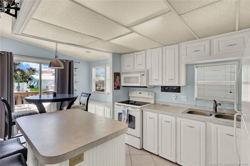 10851 S Ocean Drive, Unit 101, Jensen Beach, FL 34957 Photo
