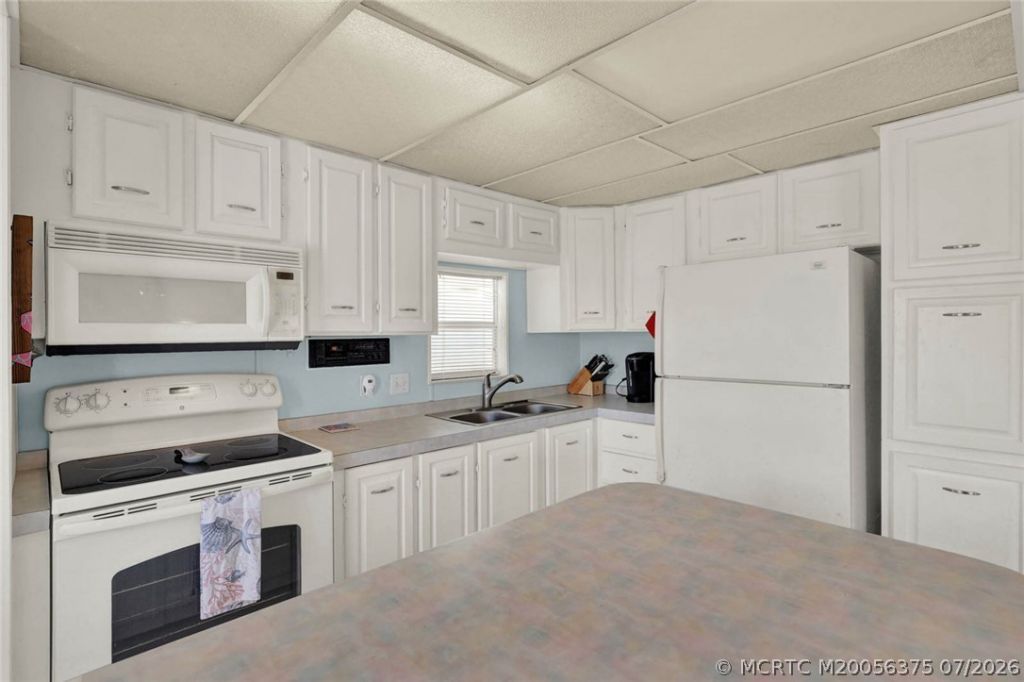 10851 S Ocean Drive, Unit 101, Jensen Beach, FL 34957 Photo