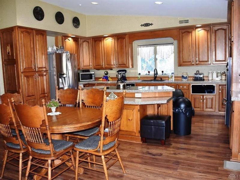1195 W Main Street, Troy, OH 45373 Photo 11
