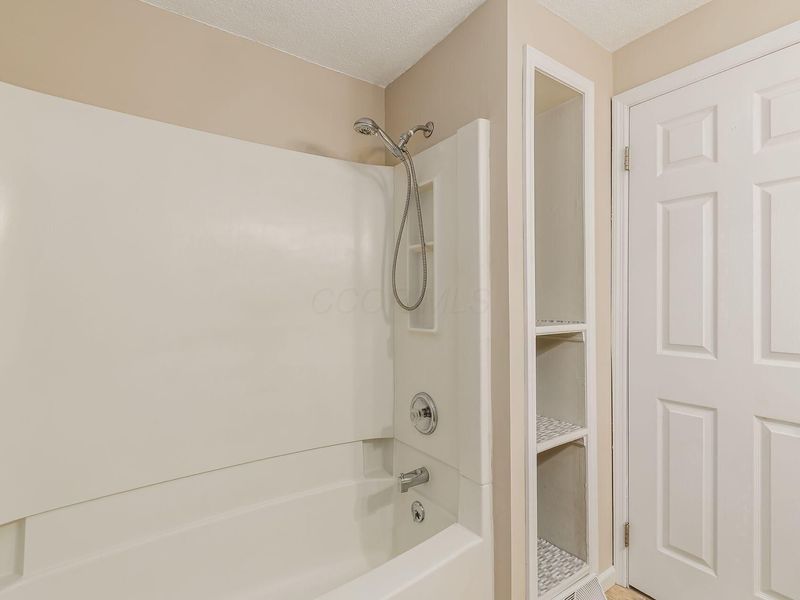611 Fawndale Place , Gahanna, OH 43230 Photo 46