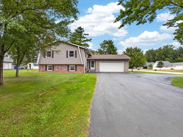 510 AUBIN STREET, Peshtigo, WI 54157