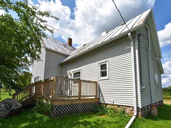 N6221 32ND AVENUE, Fremont, WI 54940