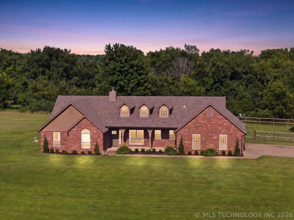 13535 E 463 Road, Claremore, OK 74017