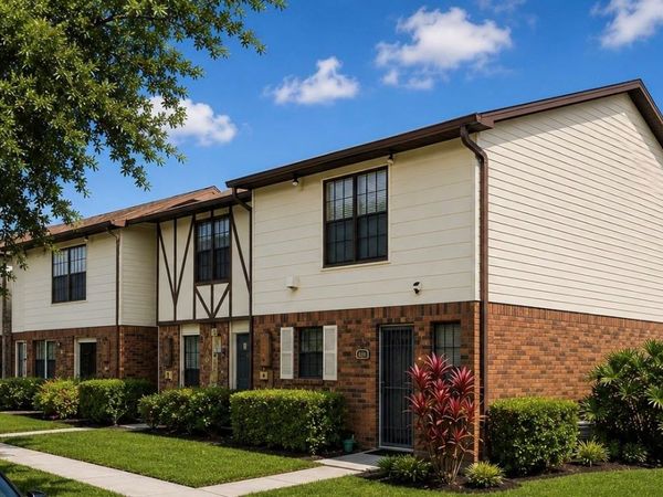 3401 SUNRISE VILLAS COURT S, TAMPA, FL 33614