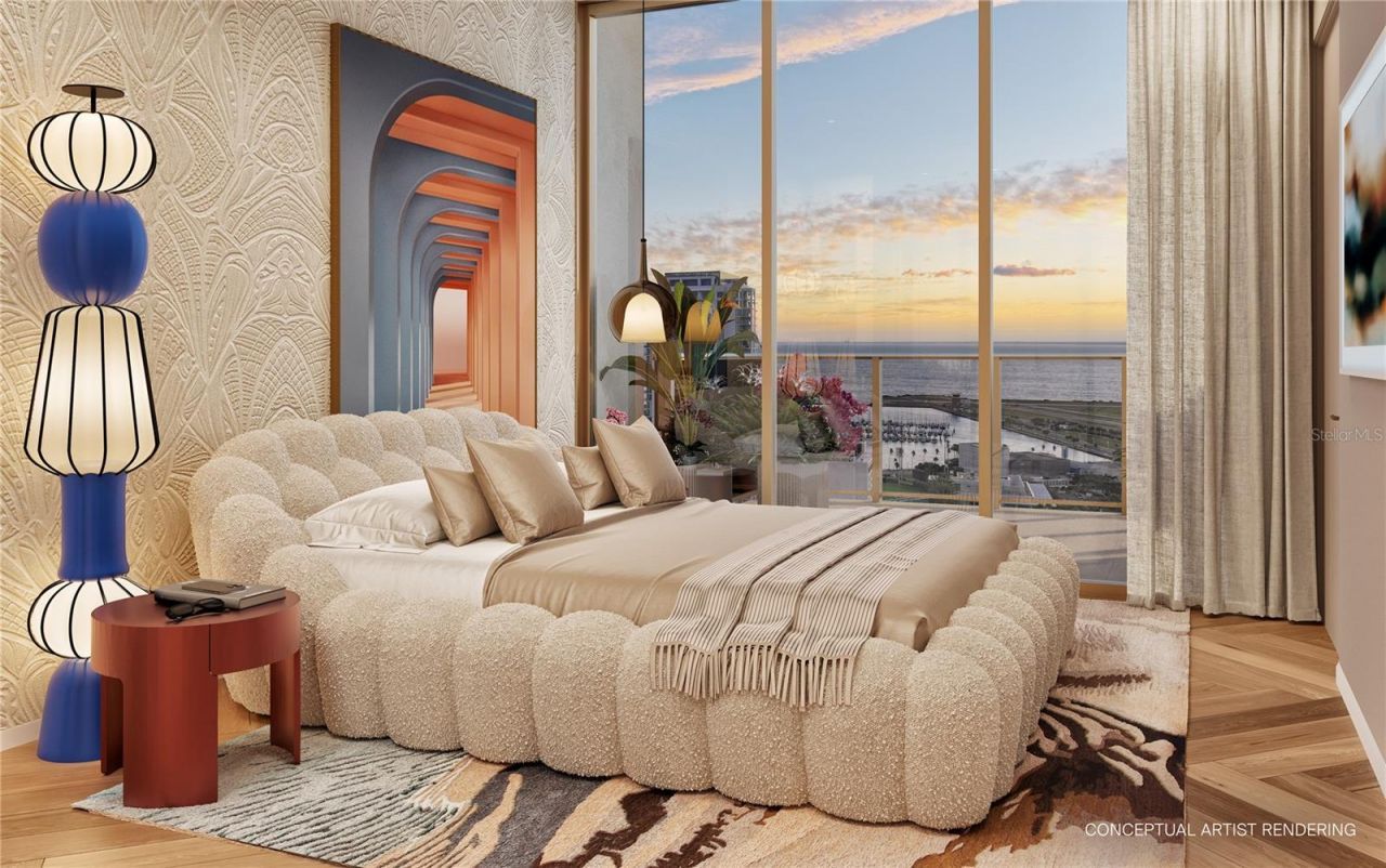 344 4th Street S, Unit PH3, Saint Petersburg, FL 33701 Photo