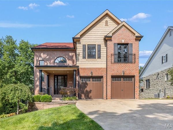 1611 Dearborn Drive , Warson Woods, MO 63122