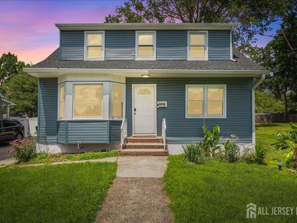 520 Huntington Avenue, Plainfield, NJ 07060
