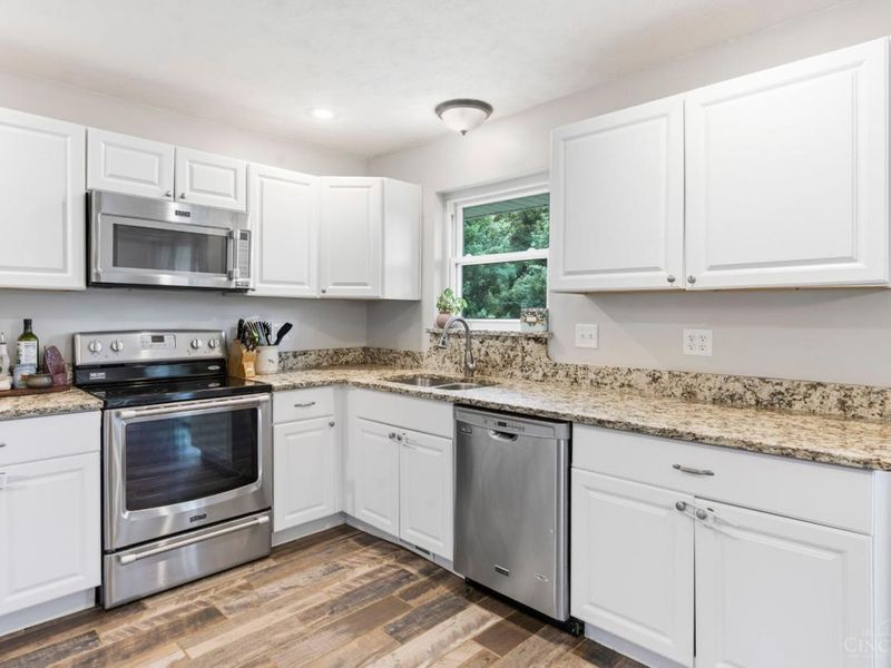6245 Blackburn Drive, Miami Twp, OH 45140 Photo 27