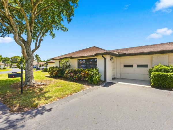 4863 Dovewood Terrace, Boynton Beach, FL 33436