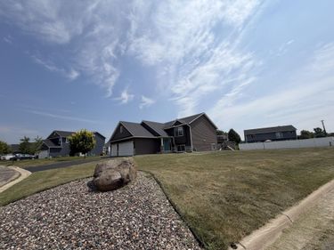 2401 Foxtail Lane, Faribault, MN 55021