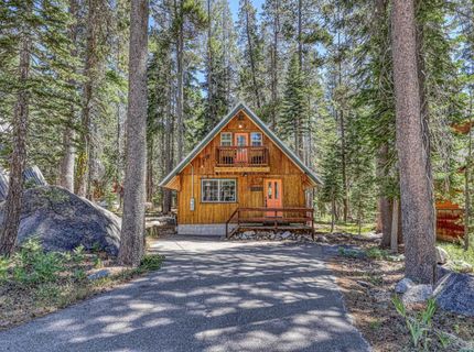 10185 Juniper Way, Soda Springs, CA 95728 Photo