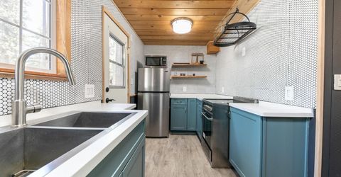 10185 Juniper Way, Soda Springs, CA 95728 Photo