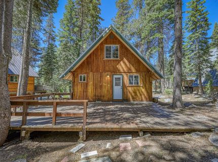 10185 Juniper Way, Soda Springs, CA 95728 Photo