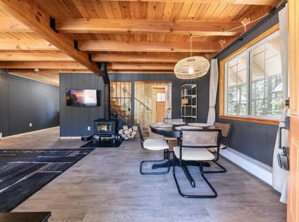 10185 Juniper Way, Soda Springs, CA 95728 Photo