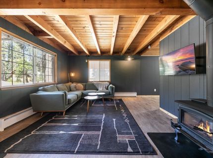 10185 Juniper Way, Soda Springs, CA 95728 Photo